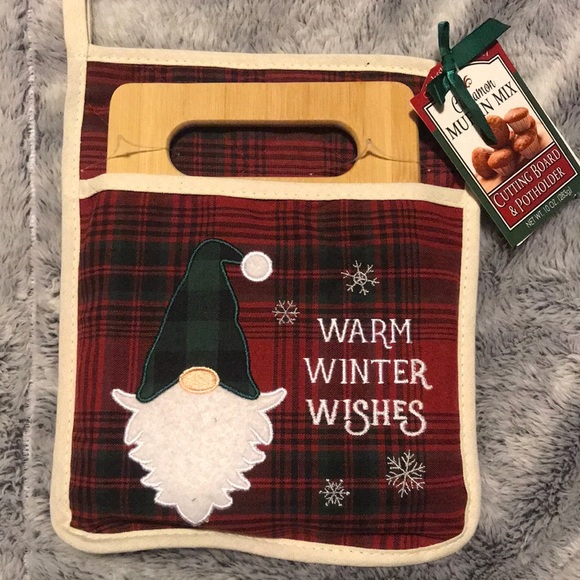 🎄Cinnamon Muffin Mix-Cutting Board & Potholder🎄 - Picture 1 of 4